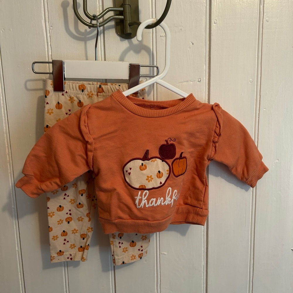 Chick Pea 0/3m Orange Thankful pumpkin 2pc matching sweater Outfit set - Picture 1 of 4